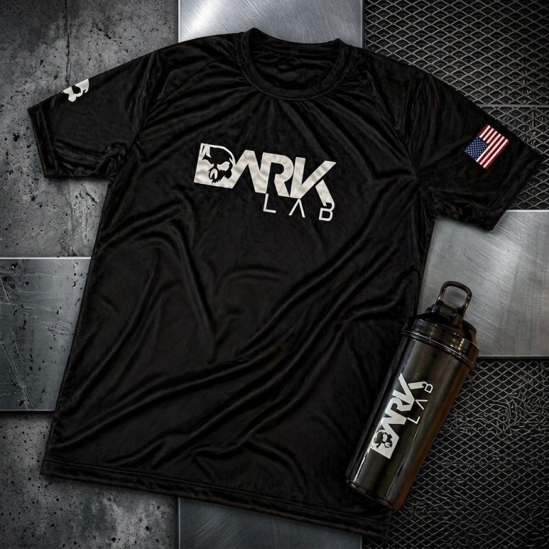 Kit Camiseta Caveira Dry-Fit 2.0 + Coqueteleira Dark Lab 700ml