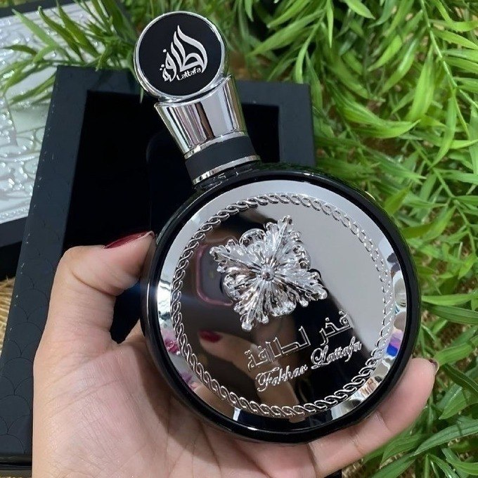 Lattafa Fakhar Black Edp 100ml Perfume Arabe Masculino