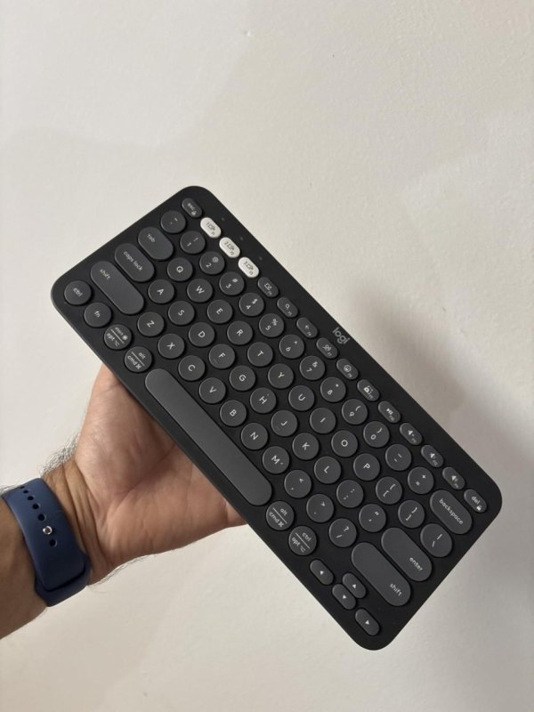 Teclado sem fio Logitech Pebble Keys 2 K380s - Grafite