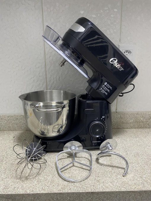 Batedeira Planetária Oster Bowl Inox III, OBAT641, 220V + Frete Grátis