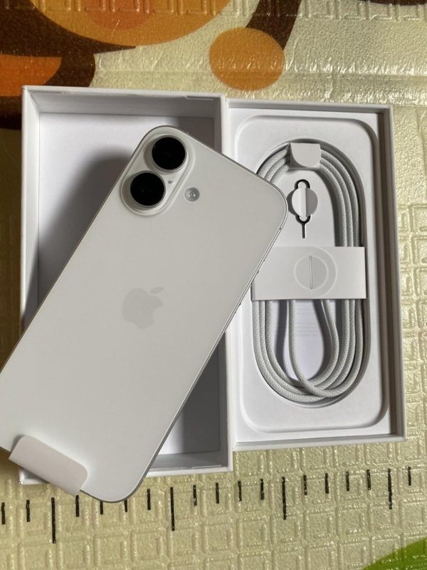 Apple iPhone 17 (512 GB) - Branco + Frete Grátis