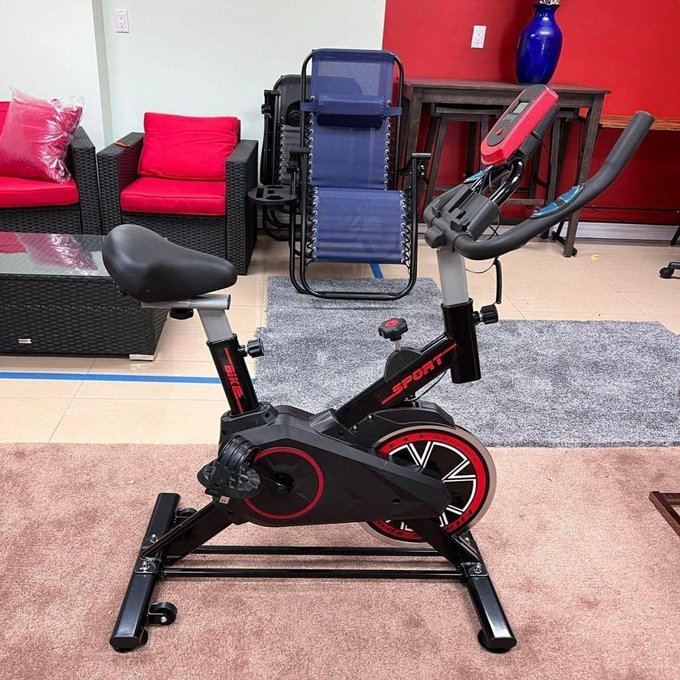 Bicicleta Ergométrica Bike Academia Spinning X11 cor preto e vermelho