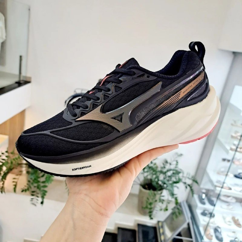 Tênis Mizuno Space 5
