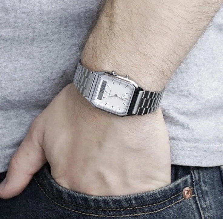 Relógio Casio Vintage Unissex - AQ-230A-7DMQ cor prata + Frete Grátis
