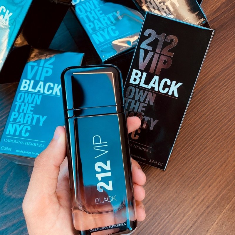 Perfume Carolina Herrera 212 VIP Man Black EDP 100ml