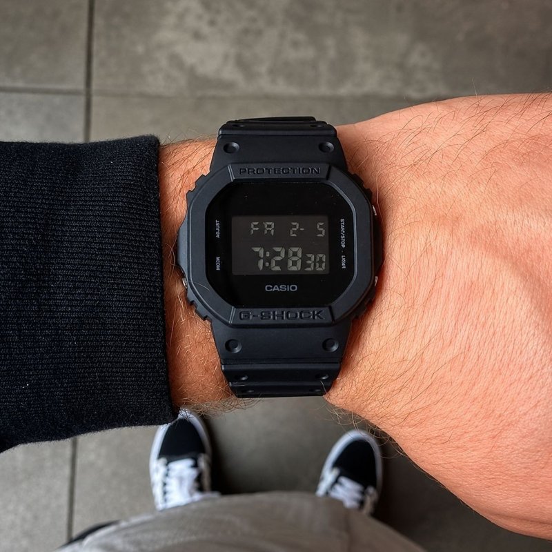 Relógio Casio Masculino G-shock Digital Preto Dw-5600bb-1dr + Frete Grátis