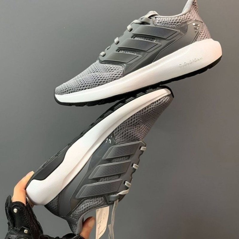 Tênis Adidas Ultimashow 2.0 (38 a 42)