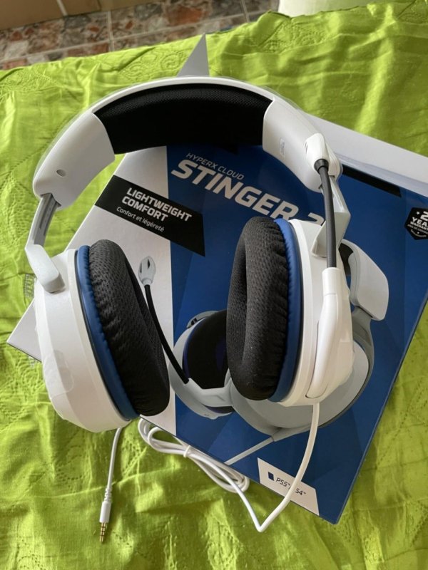 Headset HyperX Cloud Stinger II para PlayStation