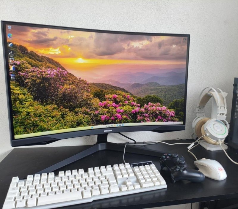 Monitor Gamer Samsung Odyssey G5, 27" QHD, 165Hz VA