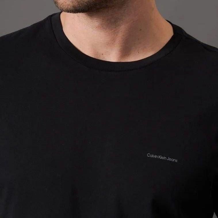 Camiseta Calvin Klein Jeans Light New Nape Logo Preta