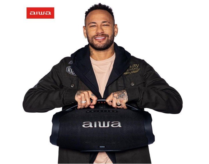 Caixa de Som Boombox Plus AIWA BBS-01-B 200W Bluetooth 5.3