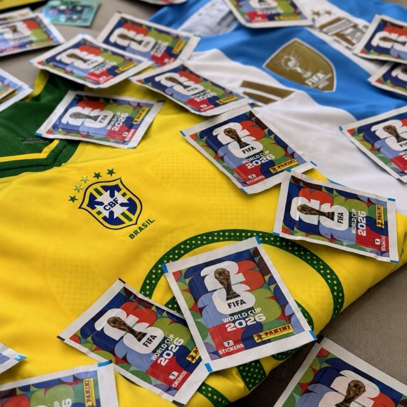 Kit com 10 Envelopes (70 Figurinhas)