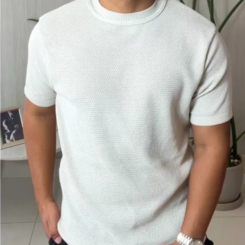 Camiseta Masculina Trabalhada Manga Curta