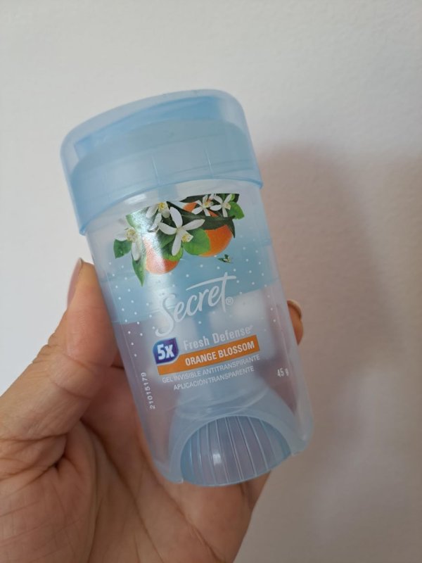 Desodorante em gel Secret Orange Blossom 45 G