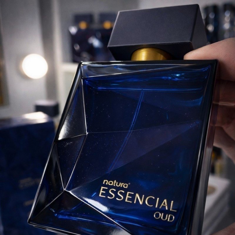 Perfume Natura Essencial Oud 100ml