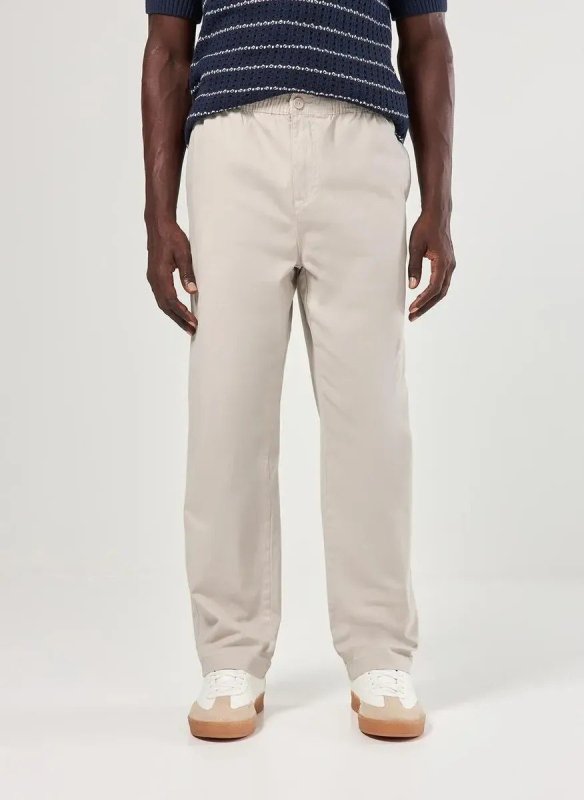 Calça Chino Em Sarja Caqui