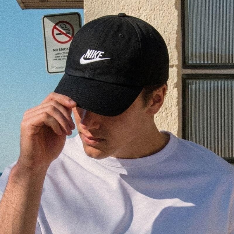 Boné Nike Club Futura Unissex