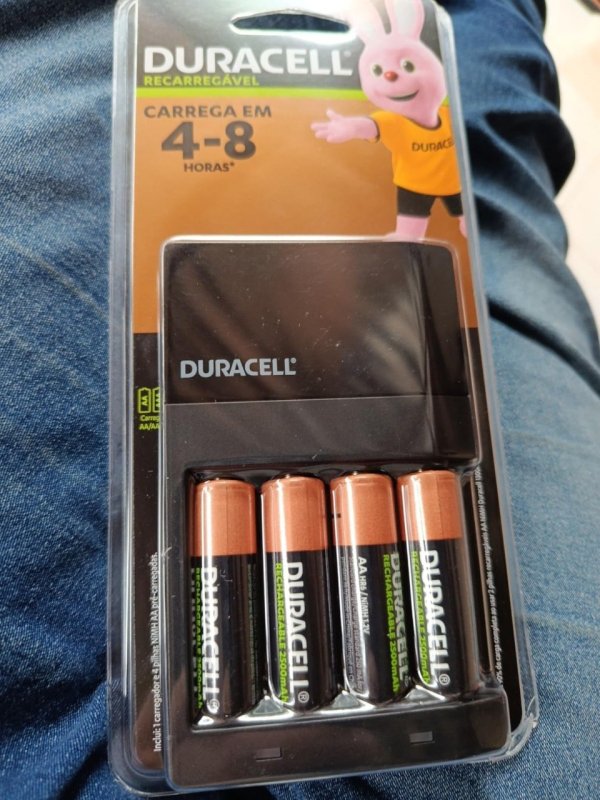 Duracell Carregador de Pilhas Recarregáveis AA e AAA Com 4 Pilhas AA Inclusas – Bivolt + Frete Grátis