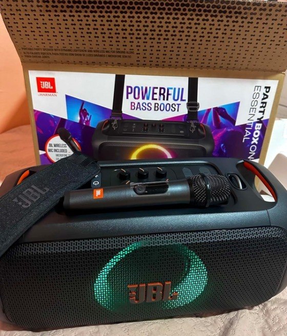 Caixa De Som Bluetooth Jbl Partybox On-the-go Essential + Frete Grátis