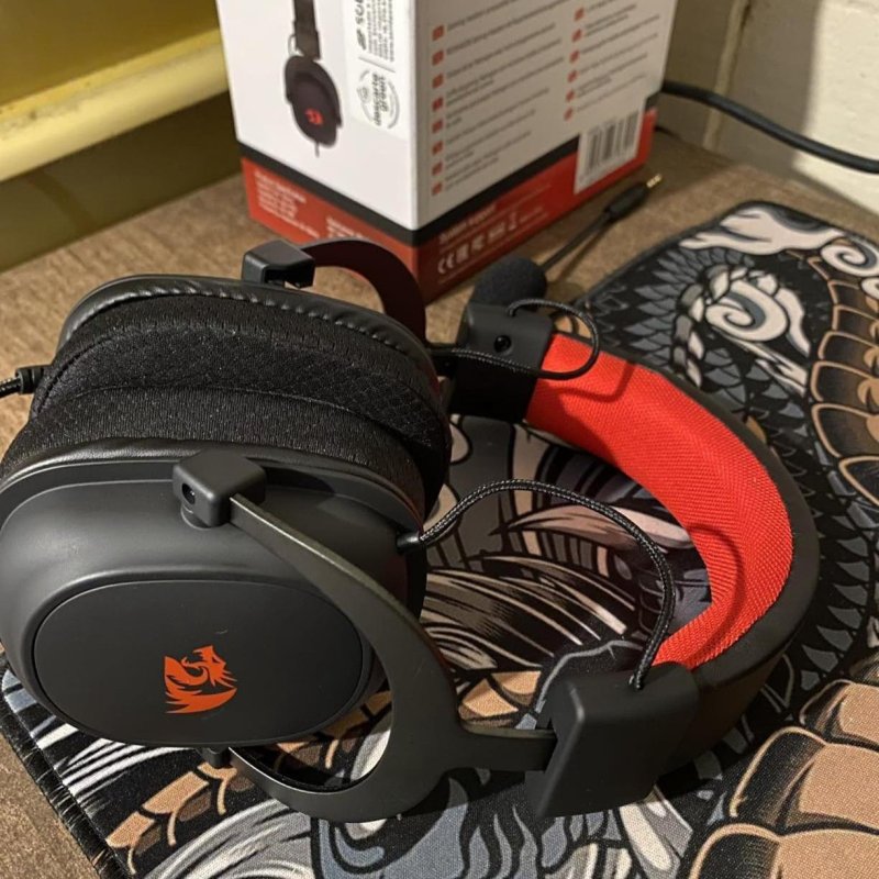 Headset Gamer Redragon Zeus Lite Preto P3 H510-lt Preto