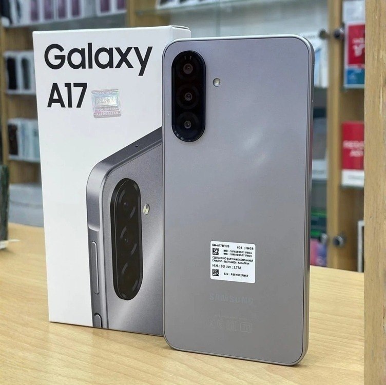 Celular Samsung Galaxy A17 128GB 4GB Tela 6.7" IP54 Cinza