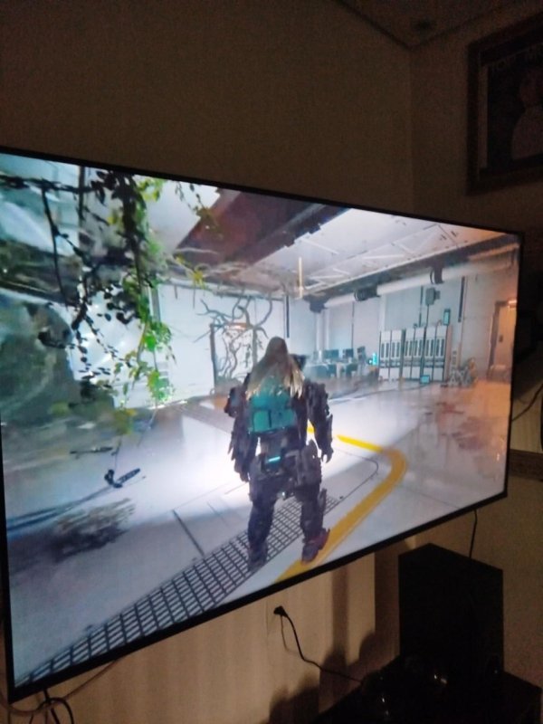 Hisense Smart TV 4K 55" Polegadas 55U7QG Mini LED 144Hz com Dolby Vision IQ e HDR10+