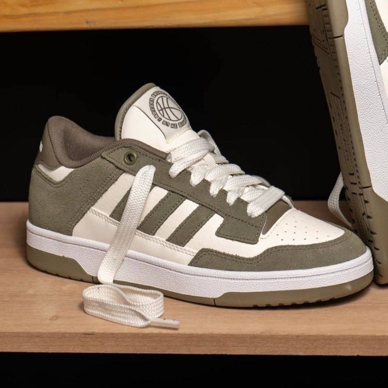 Tênis Adidas Rapid Court Low