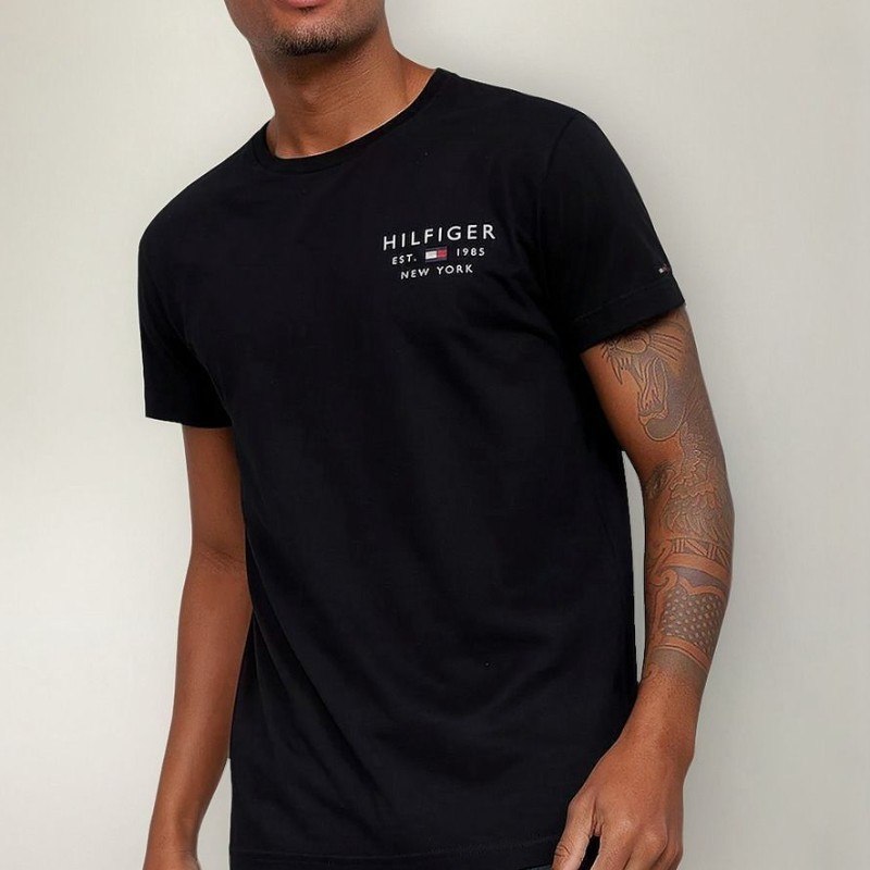 Camiseta Tommy Hilfiger Brand Love Logo Preta - Original