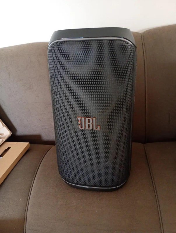 JBL Caixa de Som PartyBox Club 120