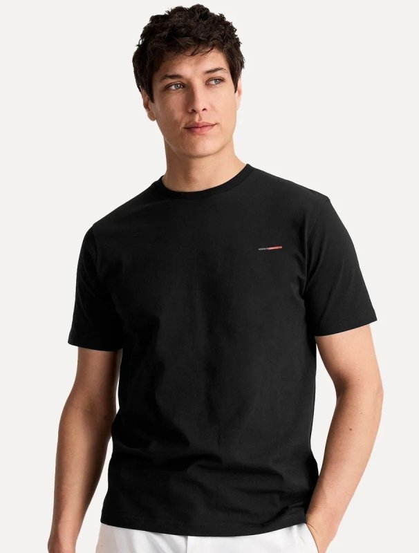 Camiseta Aramis Estampa Assinatura 1995 Peito Preta
