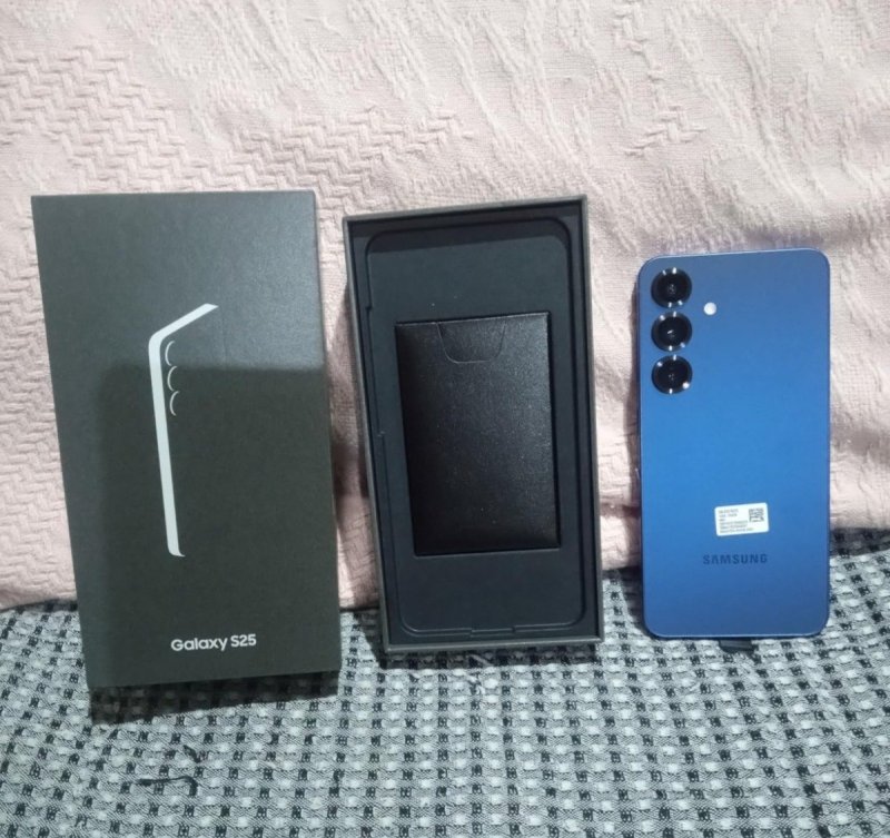 Samsung Galaxy S25 256GB 12GB RAM Tela 6.2" Azul Marinho + Frete Grátis