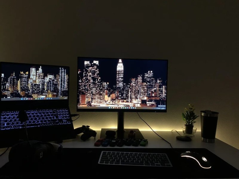 Monitor Samsung Odyssey G30 LS24BG300ELMZD 24" Full HD Va 144Hz FreeSync Preto