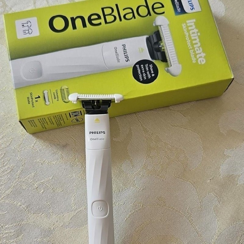 Aparador e Raspador Oneblade Intimate Philips
