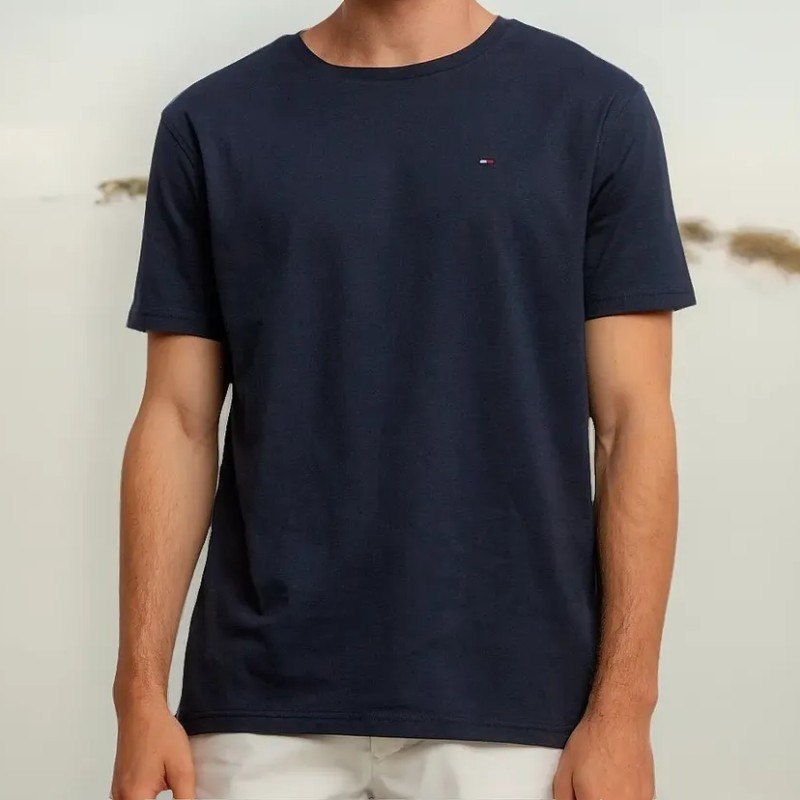 Camiseta Tommy Hilfiger Essential Cotton Azul Marinho