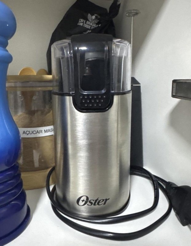 Oster Moedor de Café Elétrico Inox, 150W, OMDR110
