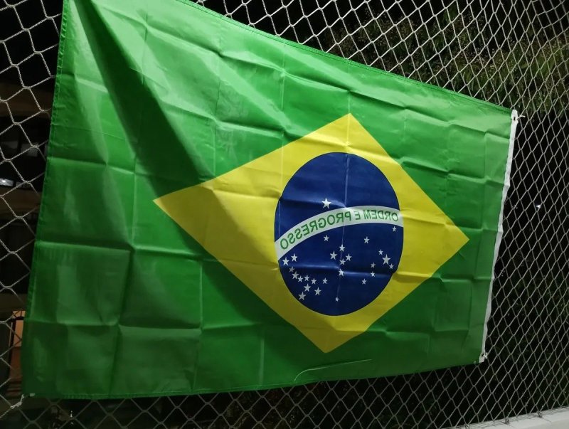 Bandeira Do Brasil 150x90 Com Ilhos Mastro Torcedor Copa Do Mundo Oficial Grande