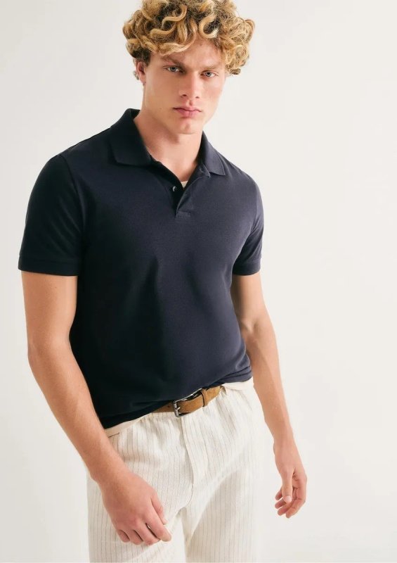 Polo Masculina Básica Em Piquê Com Modelagem Regular Hering