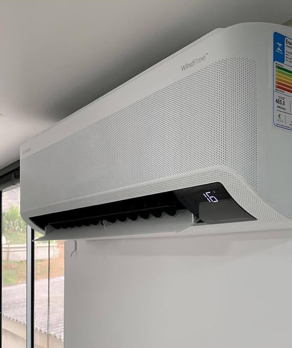 Ar-Condicionado Samsung Split Inverter WindFree AI 18.000 BTUs Só Frio 220V