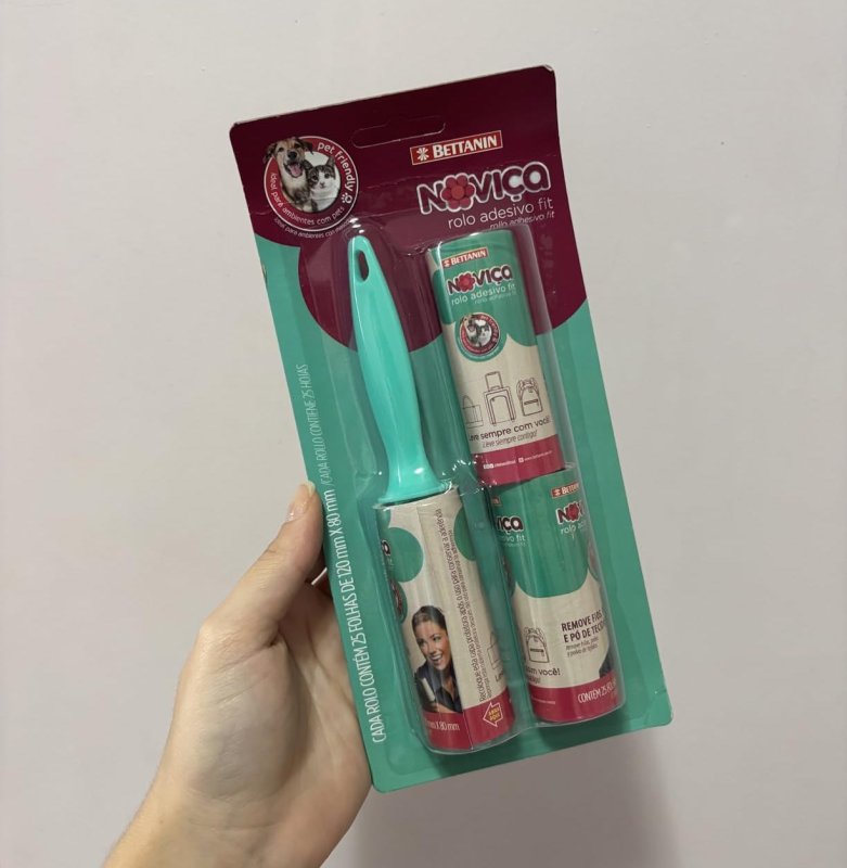 Noviça Rolo Adesivo Fit com 25 Folhas Tira Pelos