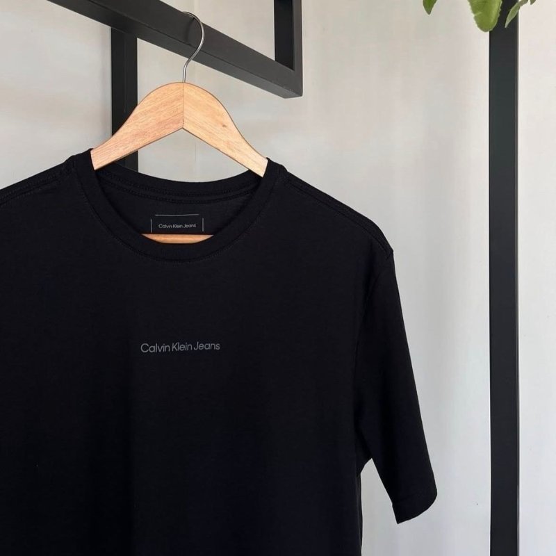 Camiseta Calvin Klein Jeans CK MINIMALISTA