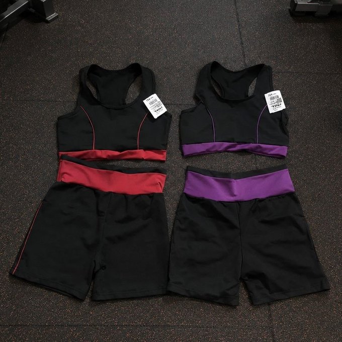 Conjunto Fitness Feminino Top e Short de Academia