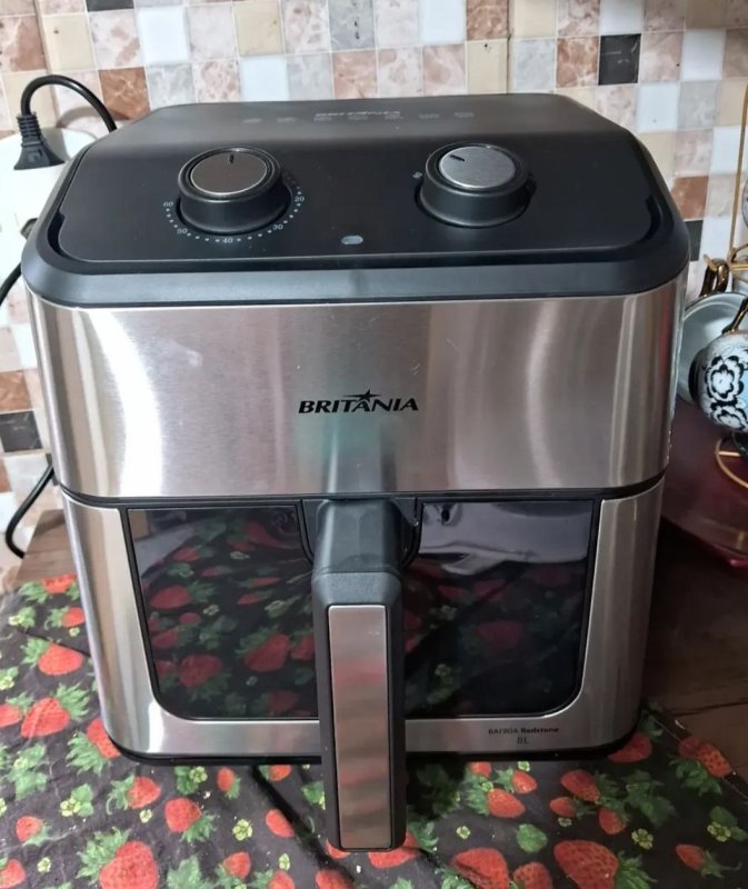 Air Fryer Britânia 8L Redstone Visor Glass 127v