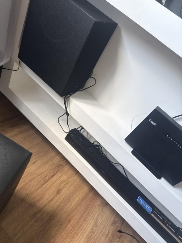 Samsung Soundbar B-Series HW-B650F 3.1 canais Subwoofer incluso