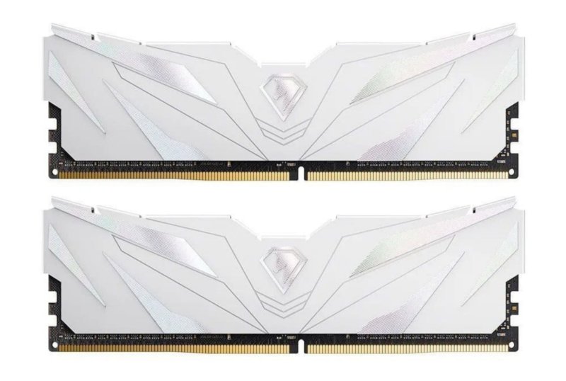 Memória RAM Netac 16GB (2x8GB) DDR4 3200MHz Branca