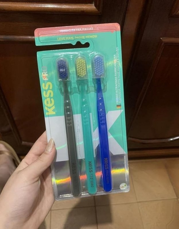 ZKMAGIC Kess Pack Com 3 Escovas Dentais Pro Extra Macias
