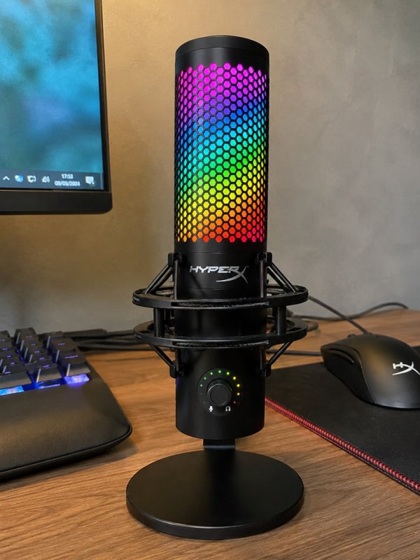 Microfone USB HyperX QuadCast 2 S