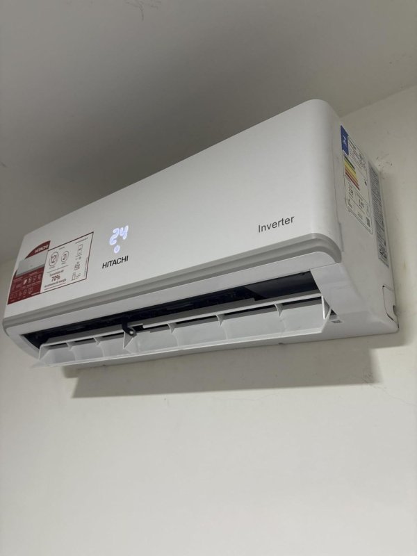 Ar Condicionado Split Hi Wall Inverter Hitachi AirHome 9.000 Btus Frio 220V R-32