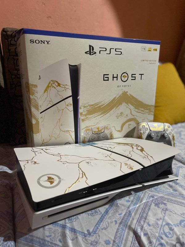 Console PlayStation 5 Ghost of Yōtei Edição Limitada Ouro com game