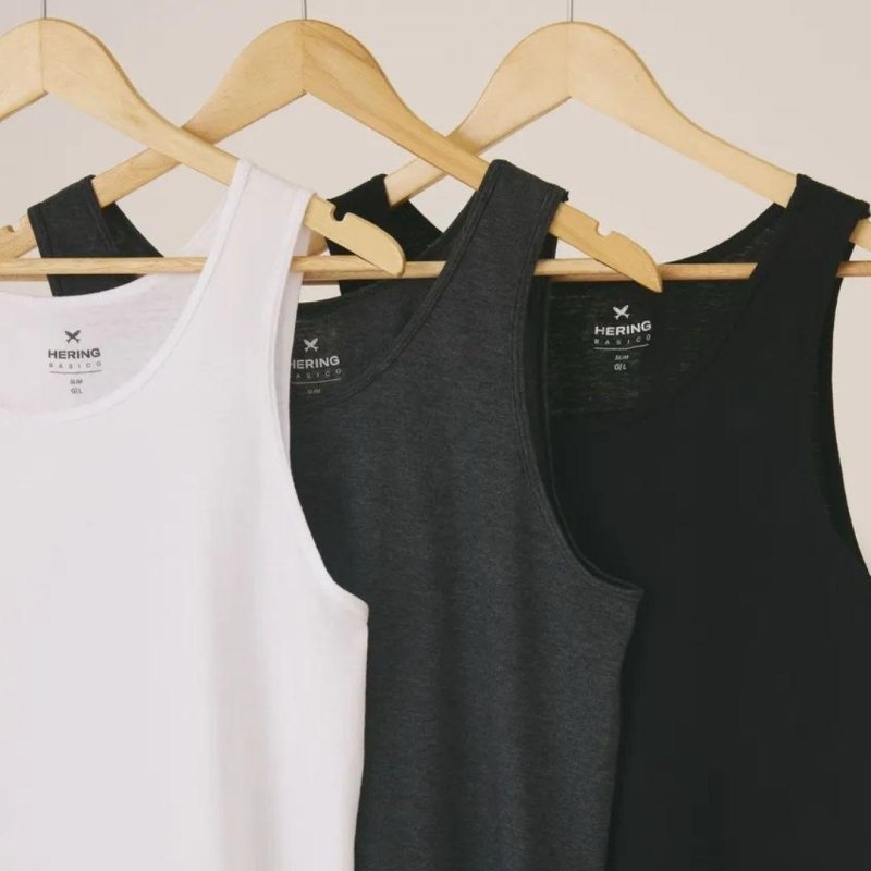 Kit Com 3 Regatas Masculinas Básicas Slim Hering
