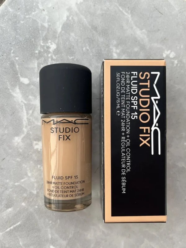 Mini Base Líquida Mac Soft Matte Studio Fix Fps15